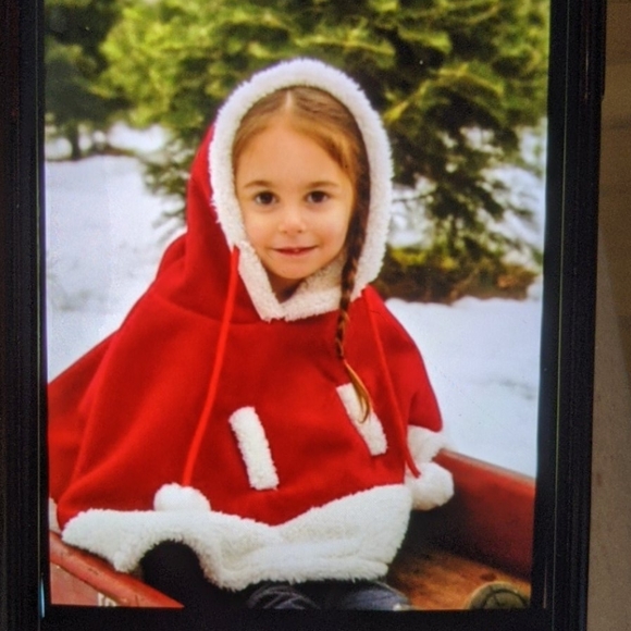 Kids Christmas poncho - Picture 3 of 4